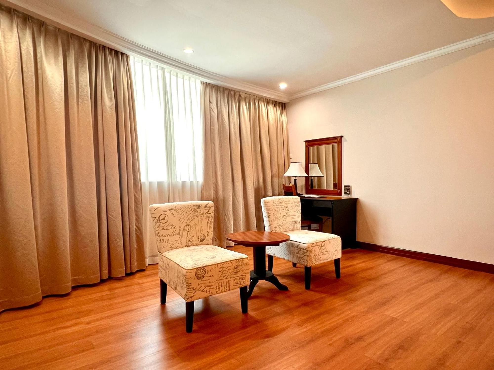 Muong Thanh Luxury Song Han Hotel Дананг Екстер'єр фото